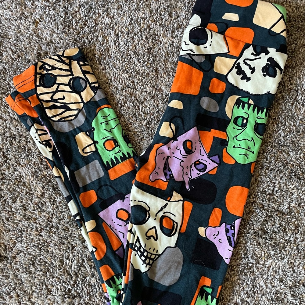 Kids L/XL Halloween leggings!